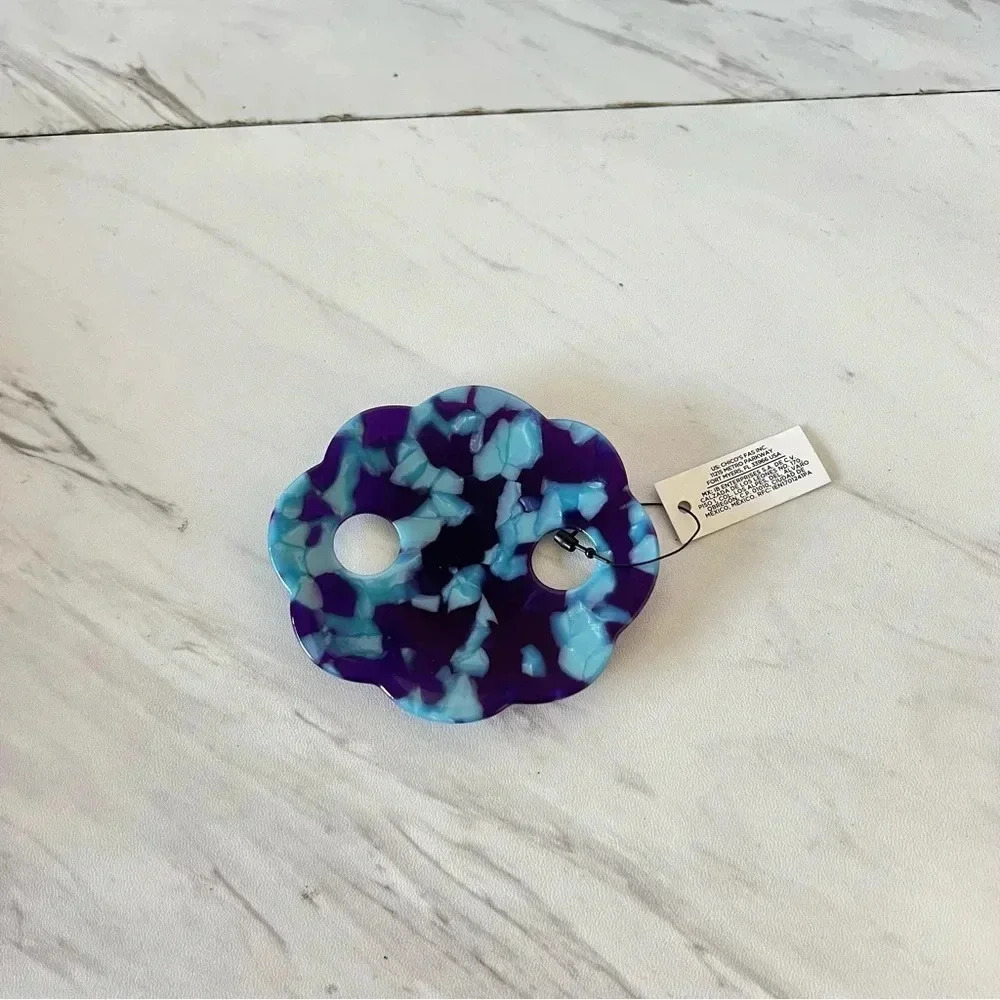 Chico's Blue Scarf Clip - Picture 2 of 9